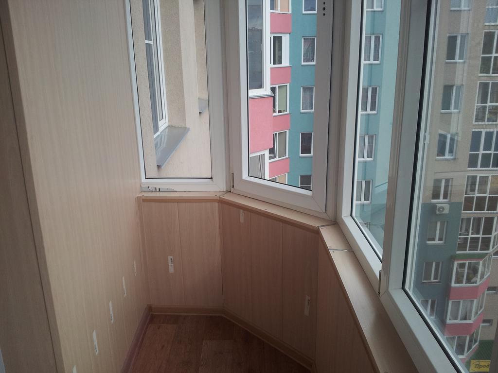 Apartment Na Bulvare Arhitektorov Omsk Exterior photo